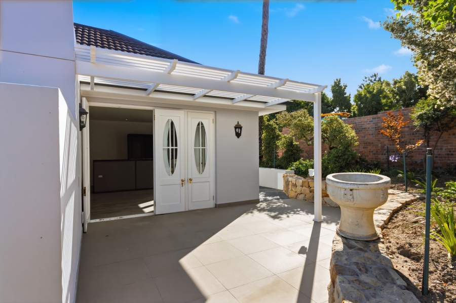 4 Bedroom Property for Sale in Golden Hill Western Cape